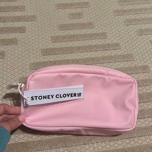 Stony clover, small classic pouch